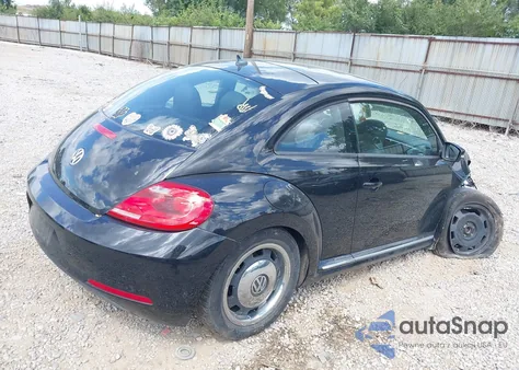 2012 Volkswagen Beetle 2.5L from USA, damaged, VIN 3VWJP7AT8CM636276